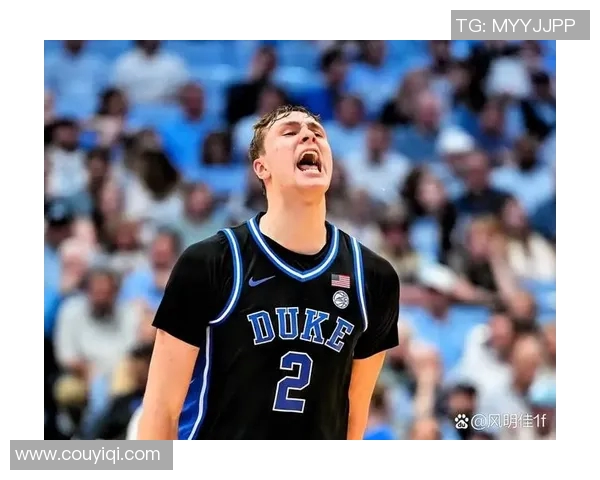 浓眉谈弗拉格:希望他自信别有压力 现在我们会扛 未来他才得顶上