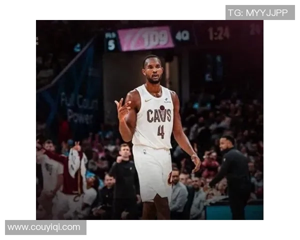 小米切尔：我们破联防做得不错 不停转移球没人想当孤胆英雄